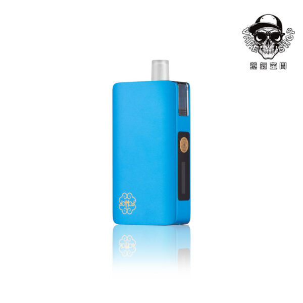 created by photogrid DOTMOD X O佩特里藍色套裝